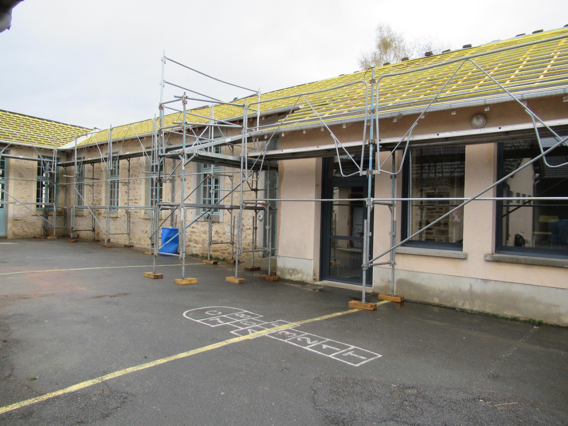 9) avril 2018 - extérieur côté école